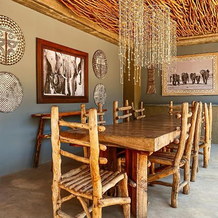 Gwango Heritage Resort Dete Exterior foto