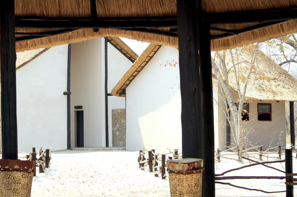 Gwango Heritage Resort Dete Exterior foto
