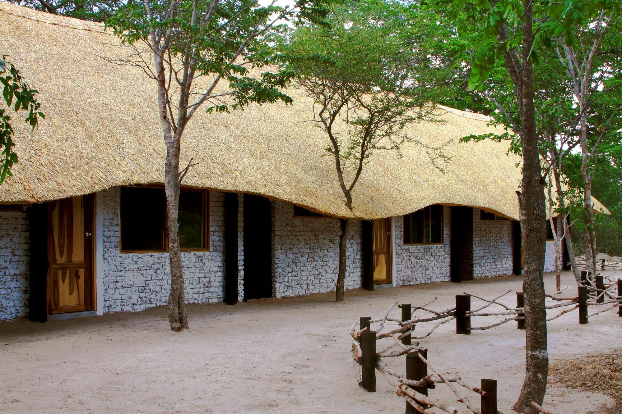 Gwango Heritage Resort Dete Exterior foto
